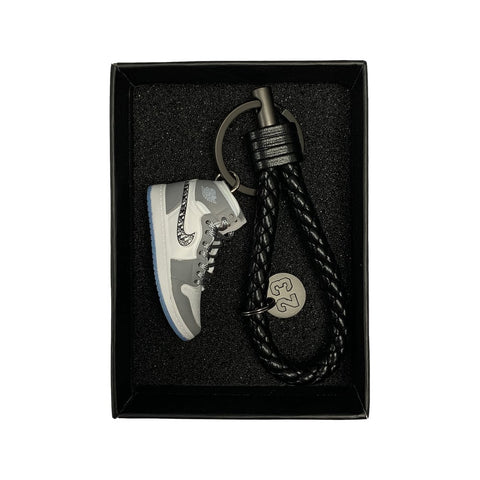 MINI-SNEAKERS J X D