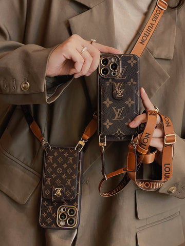 L TASCHE GOLD DETAILS 