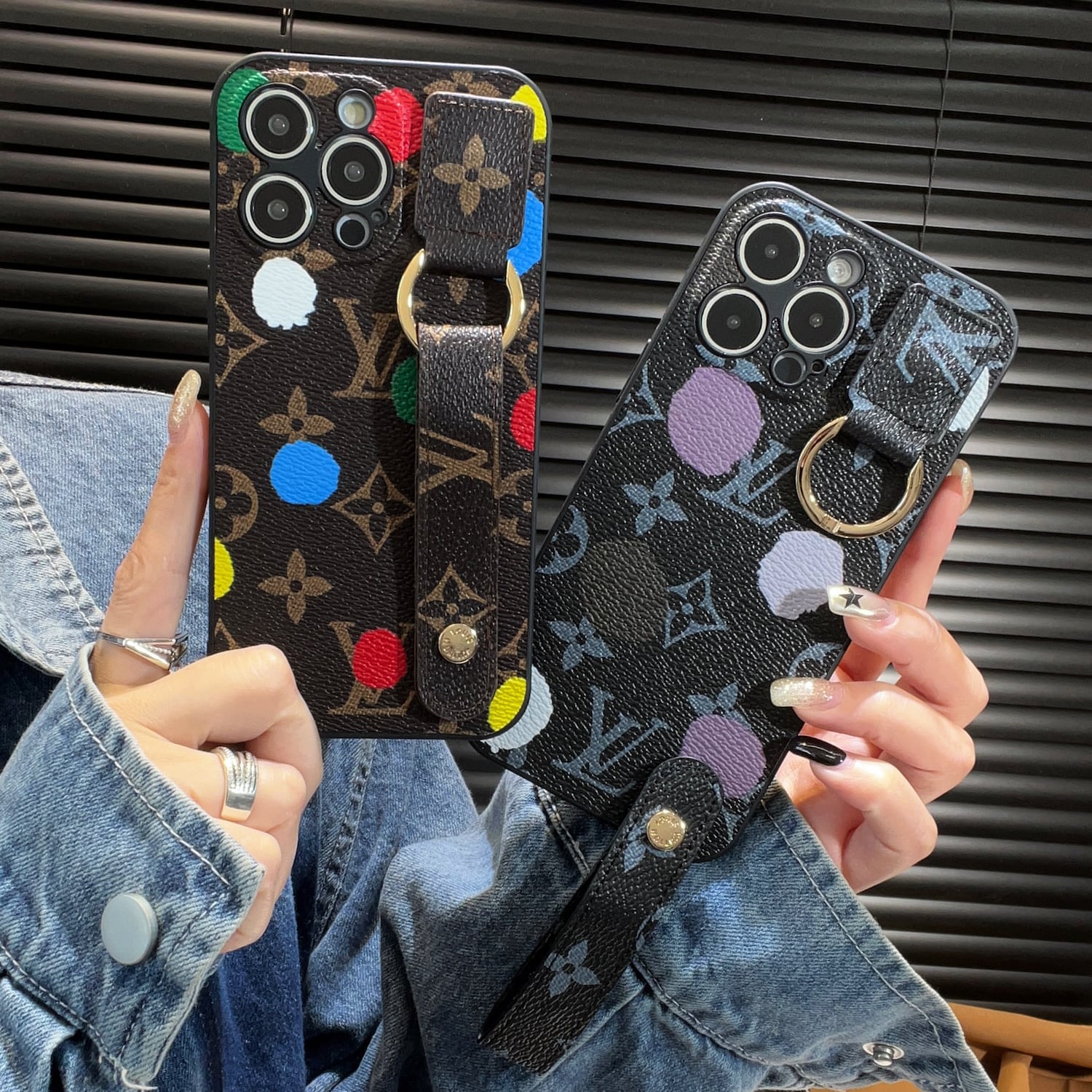 HANDYHÜLLE „L“ POIS MIT RIEMEN 